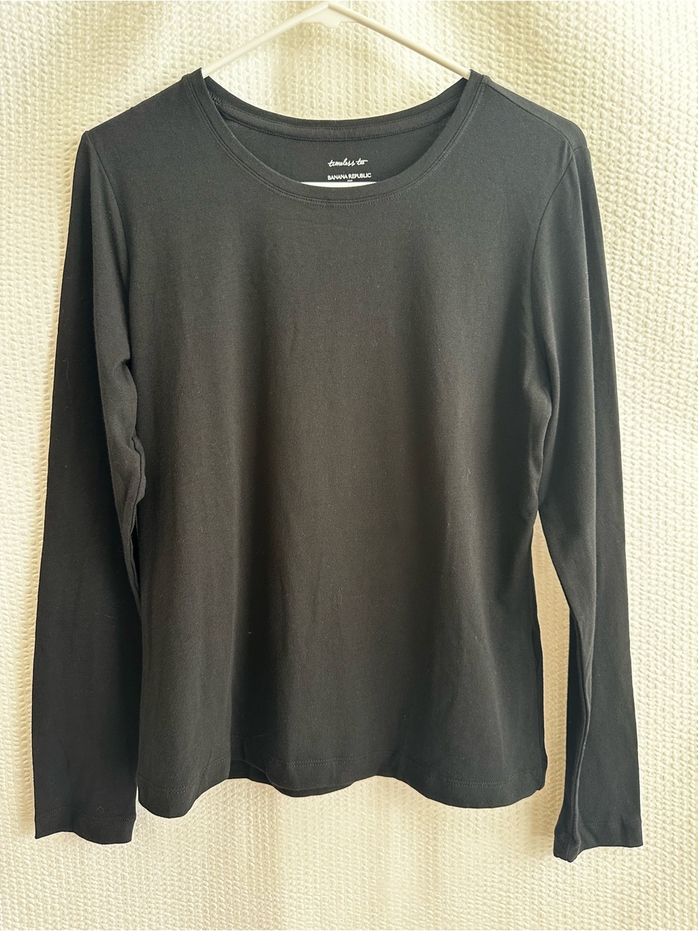 BANANA REPUBLIC Timeless Tee Black Long Sleeve Crew Neck Modal Stretch Medium